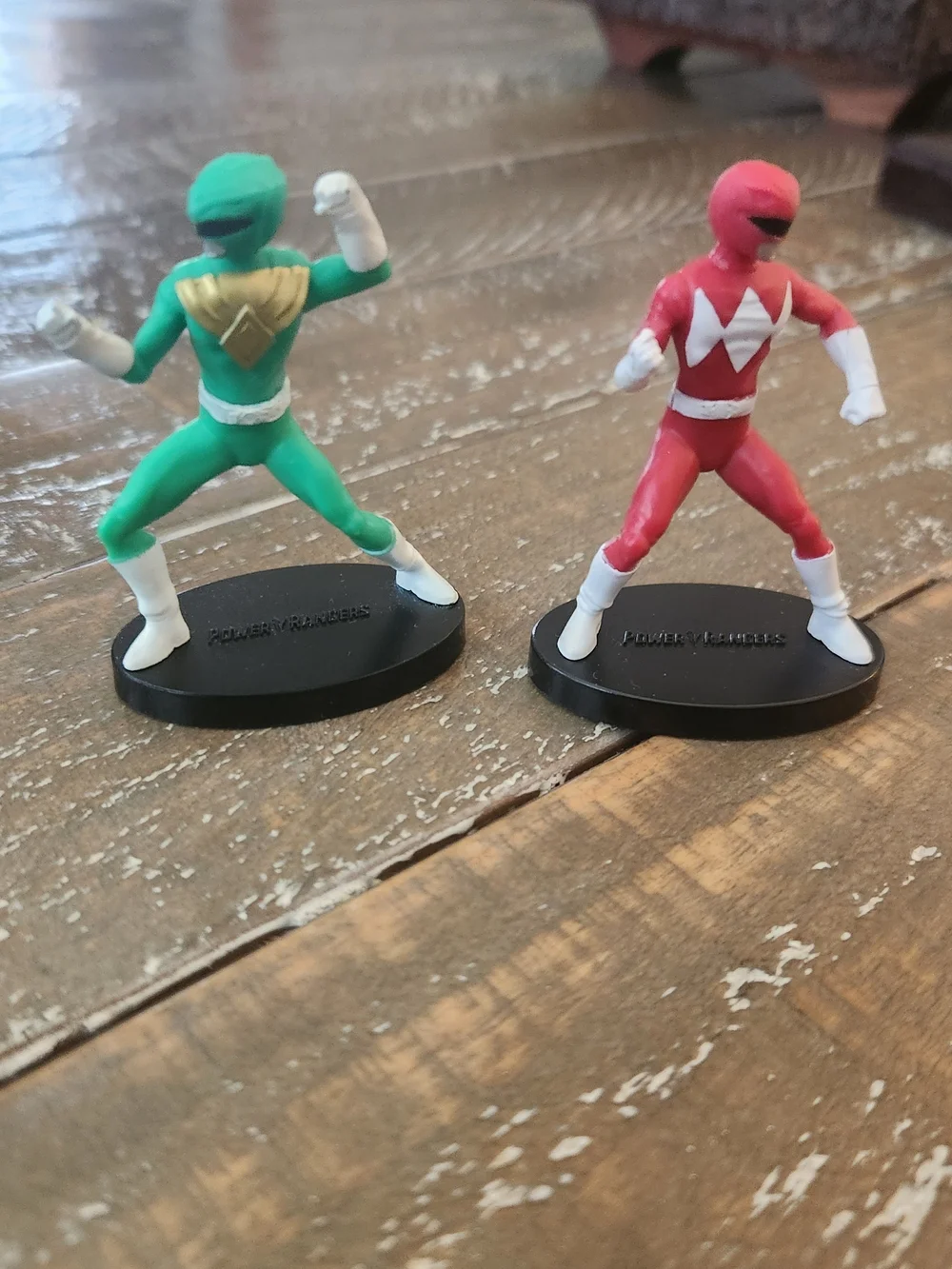 Mixed Superhero Toy Figure Lot - Red, Green, Black. Various Scale.